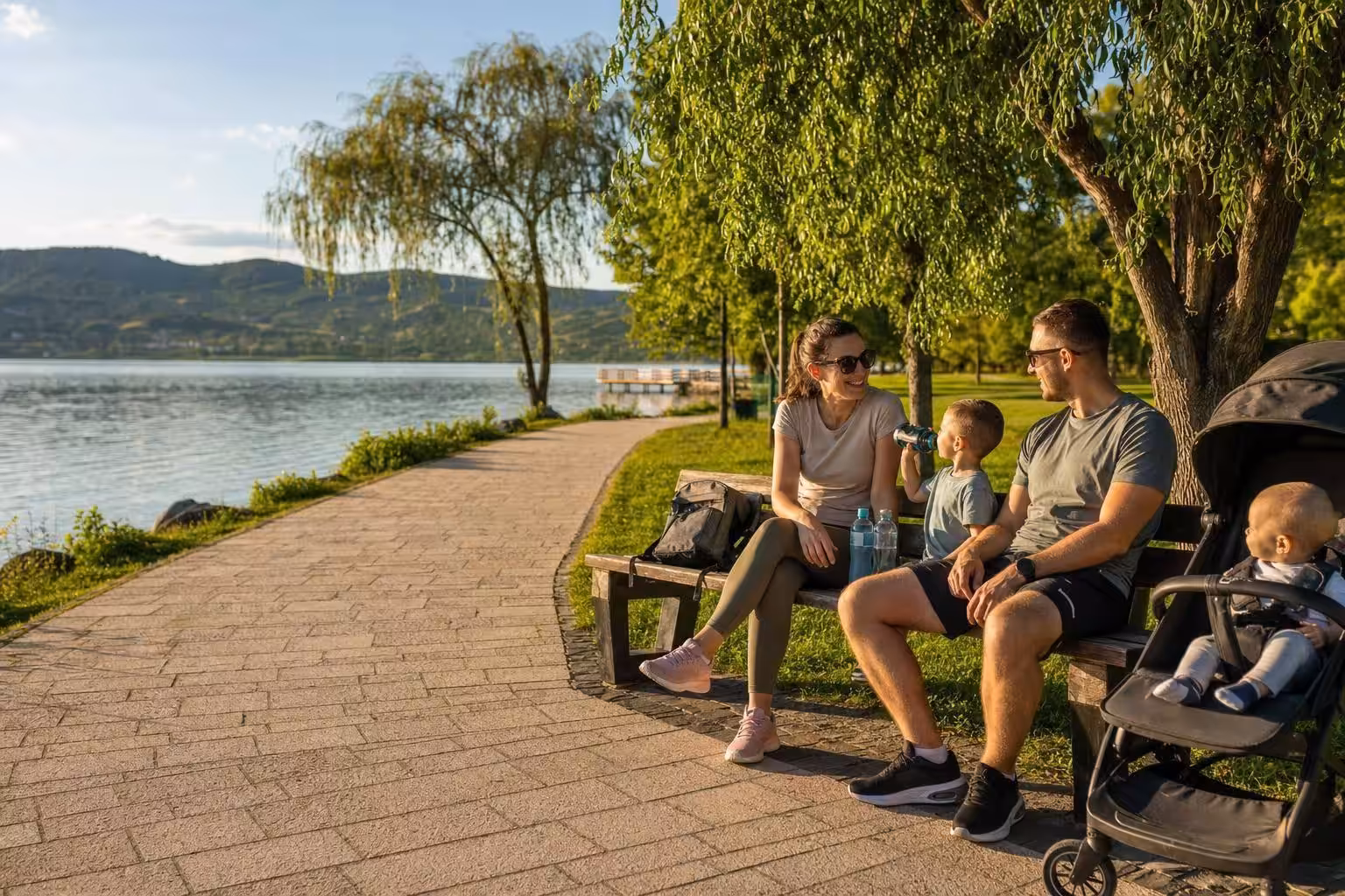 Read more about the article Šetnja sa decom uz Srebrno jezero: 6 saveta